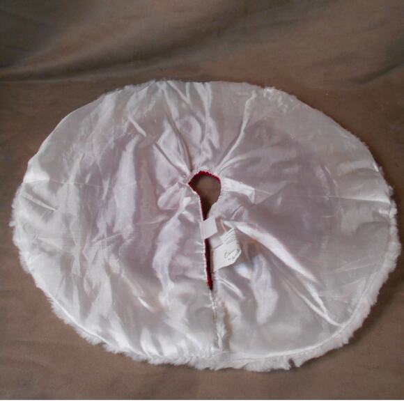 Santa's Best Mini Christmas Tree Skirt 18" Round/ 9" Radius Red & White - Picture 5 of 8